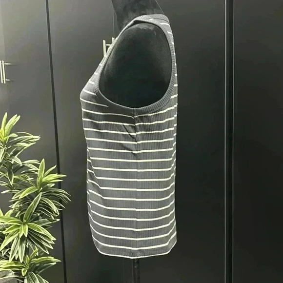 Gap Rib Knit Round neck,tank top/shell, stripe, stretch,gray and ivory - Picture 3 of 9